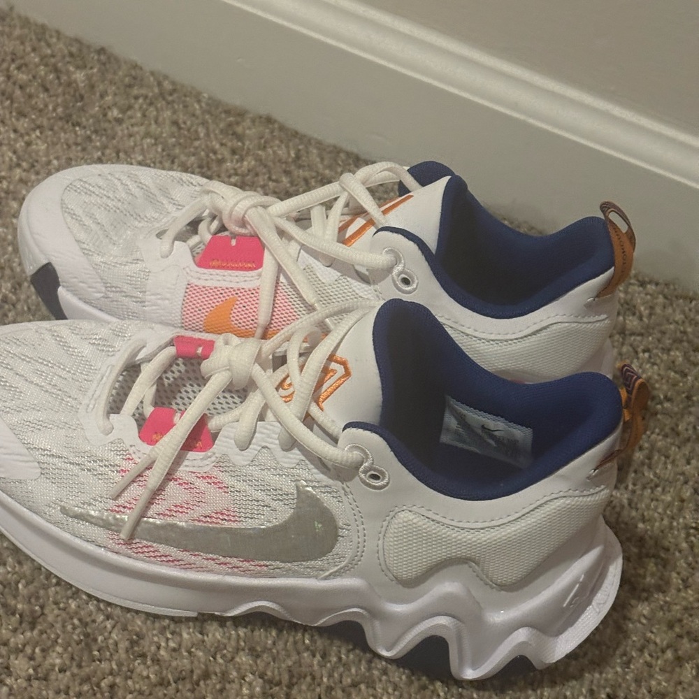 Nike Kids White and Pink Sneakers with Blue Accents